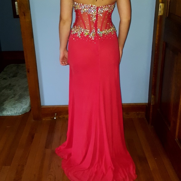 [Tiffany Designs] Red formal gown - Picture 2 of 8